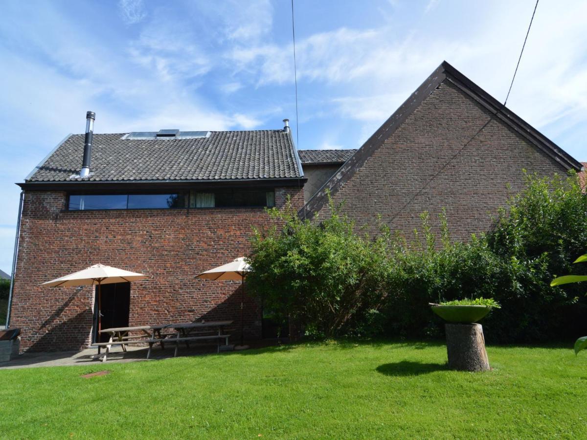 Spacious House In A Farm Located In The Bucolic Teuven Exterior photo