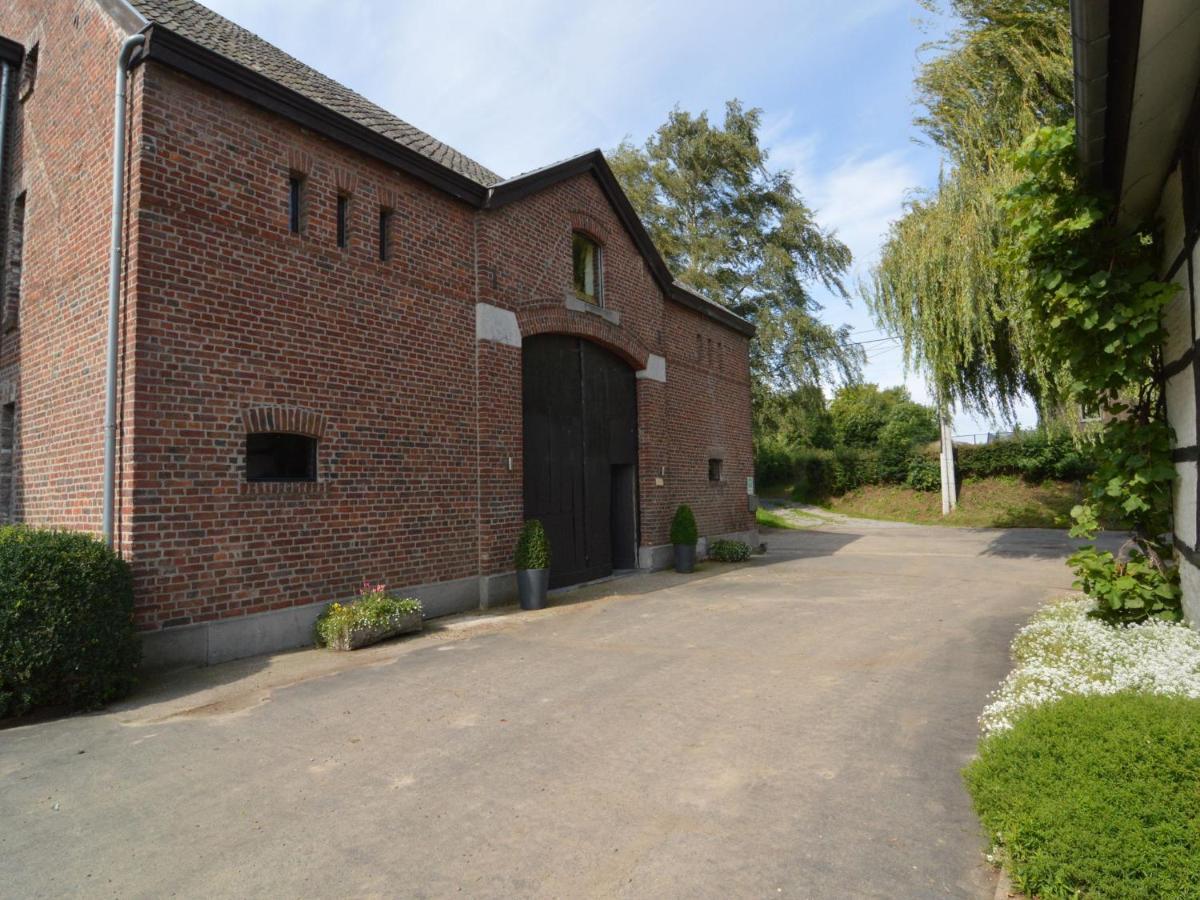 Spacious House In A Farm Located In The Bucolic Teuven Exterior photo